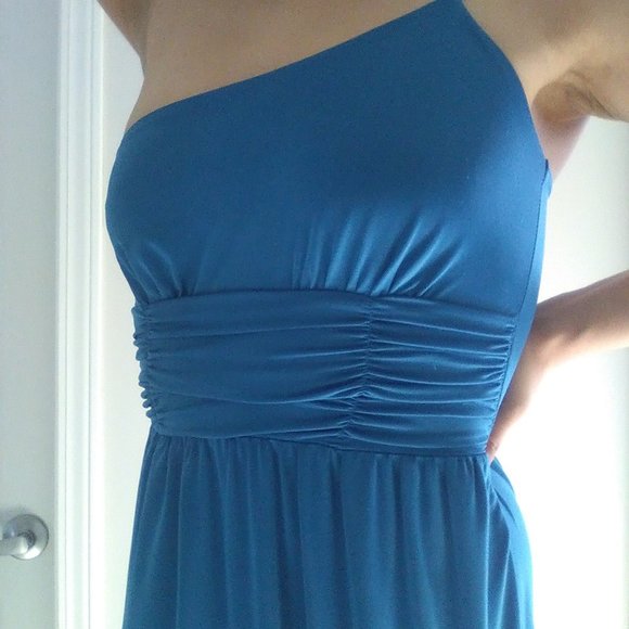 Blue Ruched Chain One Shoulder Dress - Picture 2 of 12